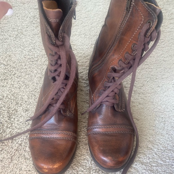 Steve Madden Boots - Picture 3 of 7